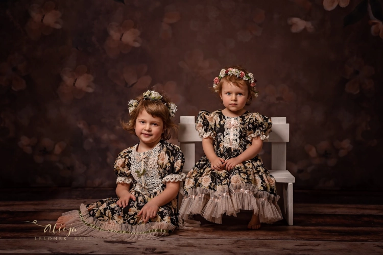 tlo-fotograficzne-kwiaty-brazowe.jpg